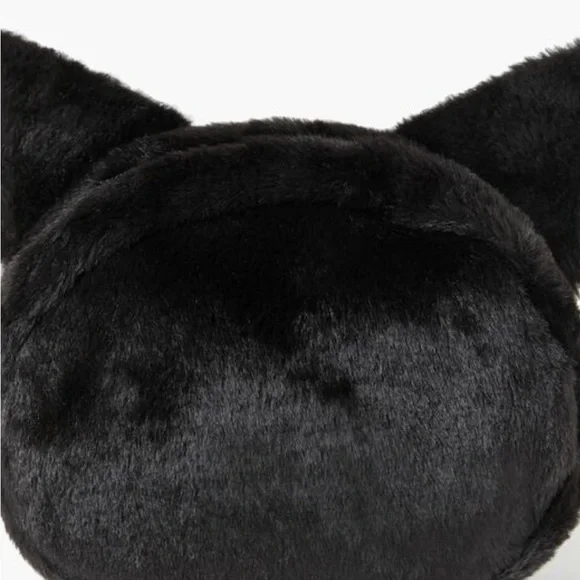 Kuromi Plush Makeup Bag - Picture 5 of 6